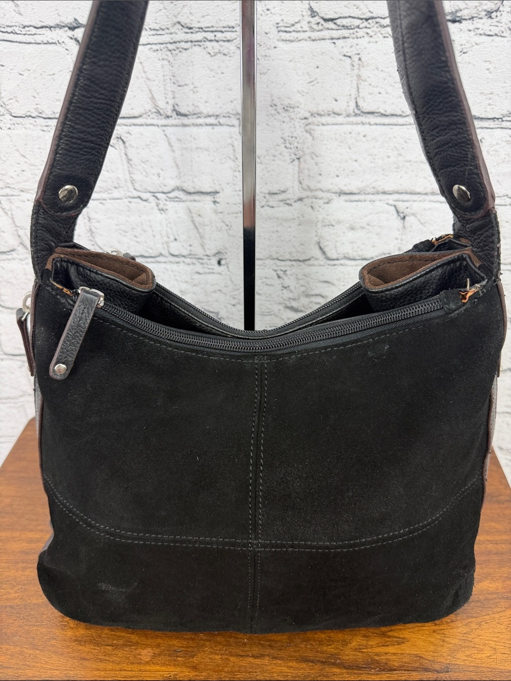 Tignanello Suede & Leather Large Hobo Shoulder Bag -- Black -- VGC - Picture 5 of 12